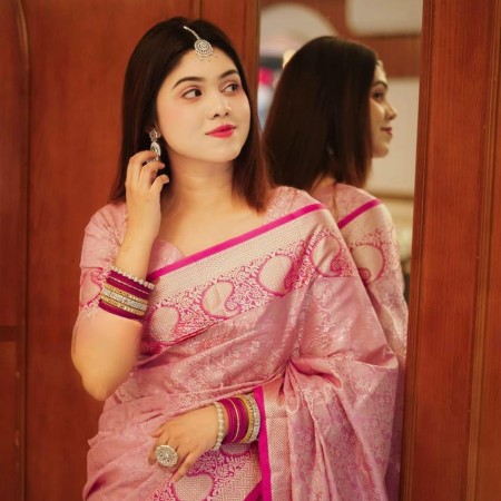 5202 প্রিমিয়াম কাঁঞ্চি কাতান শাড়ি শাড়ি